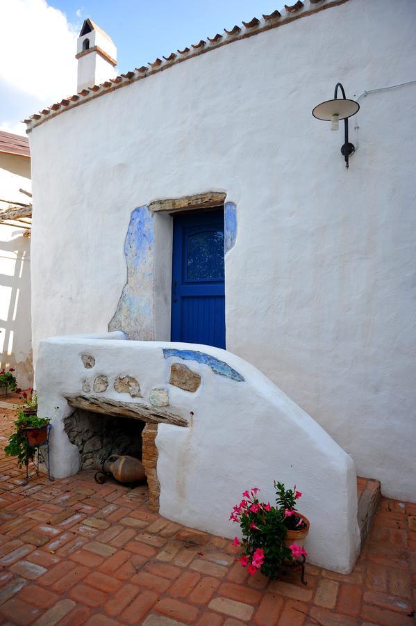 B&B Corte San Lussorio Oliena Exterior photo